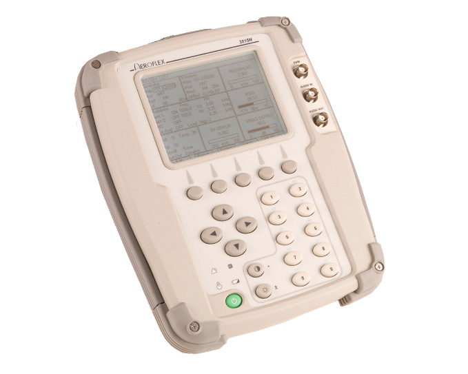 Портативный комплект радиосвязи
Aeroflex 3500
с диапазоном от 2 МГц до 1 ГГц