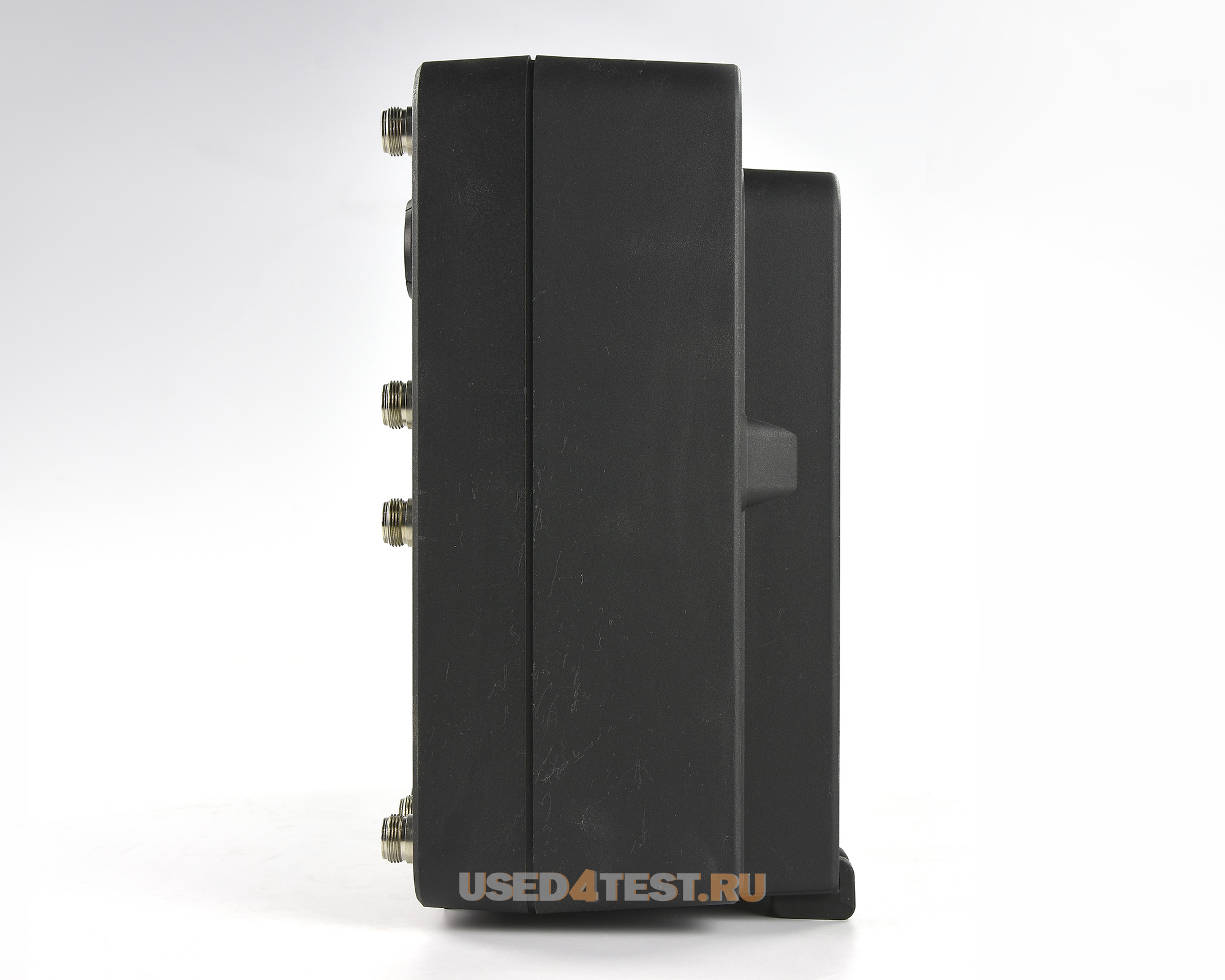 Цифровой радиотестер Aeroflex 8800Sс диапазоном от 2 МГц до 1 ГГц
 
 
 
